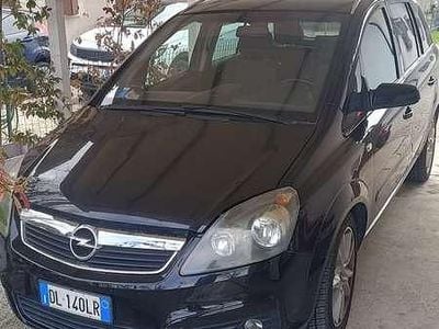 Usata Opel Zafira Cosmo 120 CV (88 kW) 2007 Monovolume