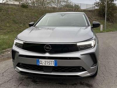 Usata Opel Grandland X Business Elegance 131 CV (96 kW) 2022 Argento SUV