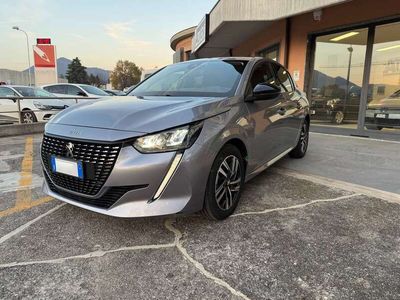 Usata Peugeot 208 Allure 101 CV (74 kW) 2023 Argento Utilitaria