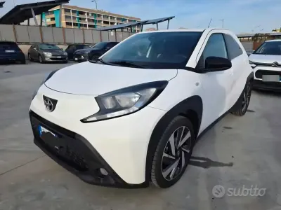 Usata Toyota Aygo X Trend 72 CV (52 kW) 2024 Bianco SUV