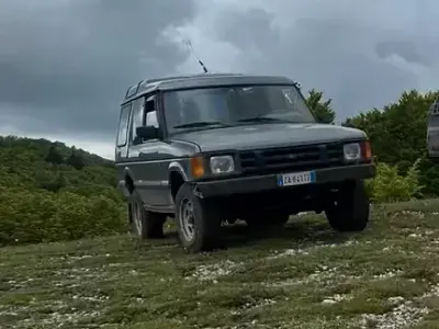 Usata Land Rover Discovery 113 CV (83 kW) 1990 Bluazzurro SUV
