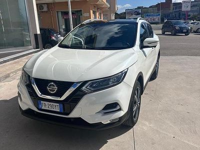 Usata Nissan Qashqai 110 CV (80 kW) 2018 Bianco SUV