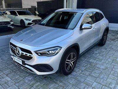 Usata Mercedes GLA200 163 CV (119 kW) 2020 Argento SUV