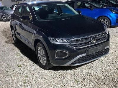 Usata VW T-Roc Life 110 CV (80 kW) 2023 Nero SUV