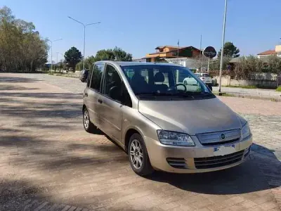 Usata Fiat Multipla Active 120 CV (88 kW) 2010 Monovolume