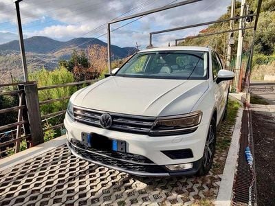 Usata VW Tiguan Executive 150 CV (110 kW) 2016 Bianco SUV