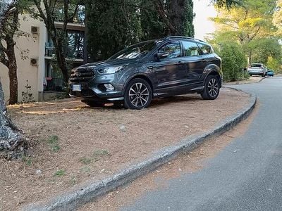 Usata Ford Kuga ST-Line 120 CV (88 kW) 2019 Grigio SUV