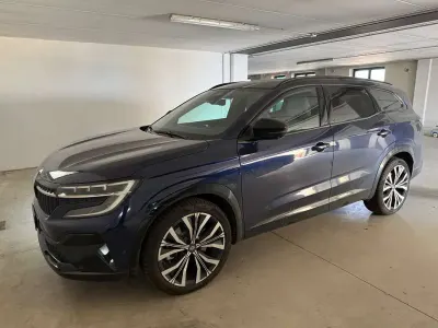 Usata Renault Espace Iconic 131 CV (96 kW) 2024 Blu/azzurro SUV