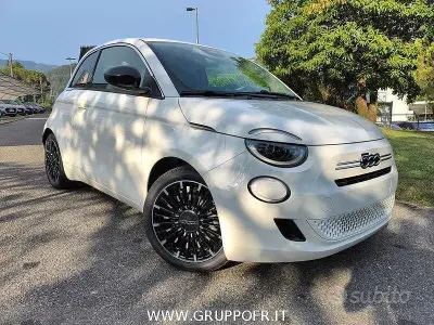 Nuova Fiat 500 Icon 65 CV (47 kW) 2026 Bianco Berlina