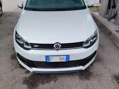 Usata VW Polo R-line 116 CV (85 kW) 2016 Berlina