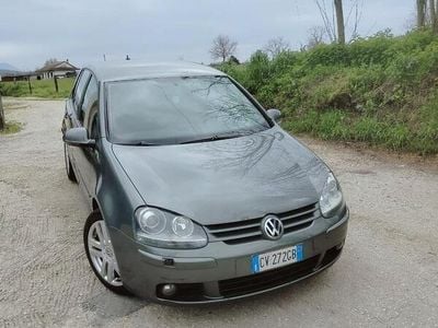 Usata VW Golf V 2005 Grigio Utilitaria