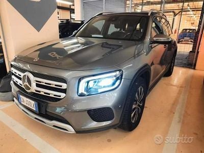 Usata Mercedes GLB220 190 CV (139 kW) 2023 Grigio SUV