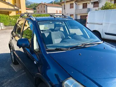 Usata Fiat Sedici 120 CV (88 kW) 2008 Blu SUV