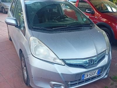 Usata Honda Jazz 88 CV (64 kW) 2014 Grigio Utilitaria