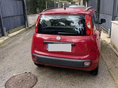 Usata Fiat Panda Active 69 CV (50 kW) 2012 Rosso Utilitaria