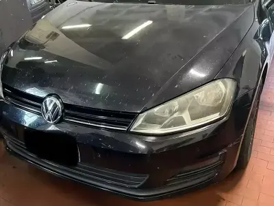 Begagnad VW Golf VII 90 HK (66 kW) 2015 Svart Sedan