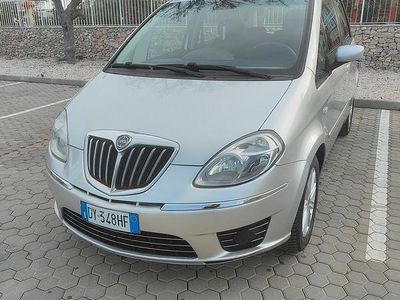 Usata Lancia Musa 90 CV (66 kW) 2009 Grigio Monovolume