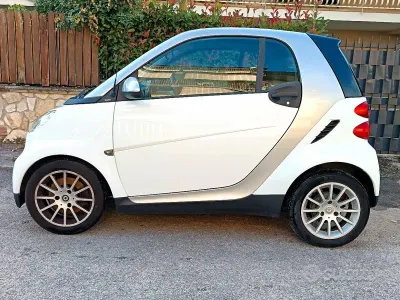 Usata Smart ForTwo Coupé Passion 71 CV (52 kW) 2009 Bianco Coupé