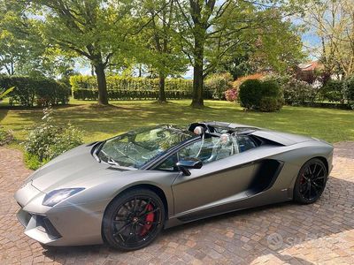 Usata Lamborghini Aventador 700 CV (514 kW) 2014 Grigio Cabrio