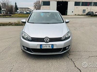 Usata VW Golf 101 CV (74 kW) 2010 Grigio Berlina