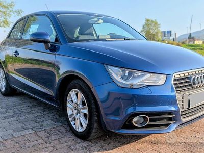 Usata Audi A1 Attraction 86 CV (63 kW) 2011 Blu/azzurro Utilitaria