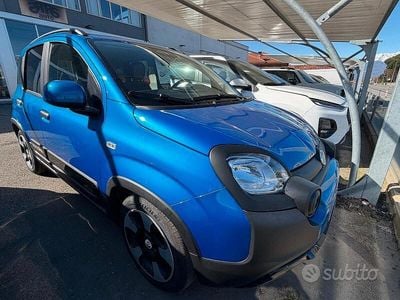 Usata Fiat Panda Cross Cross 69 CV (50 kW) 2025 Blu Utilitaria