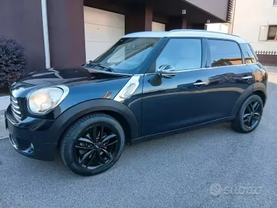 Usata Mini Cooper D Countryman 111 CV (81 kW) 2011 Blu/azzurro SUV