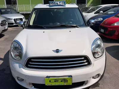 Usata Mini Cooper D Countryman 111 CV (81 kW) 2012 Bianco SUV
