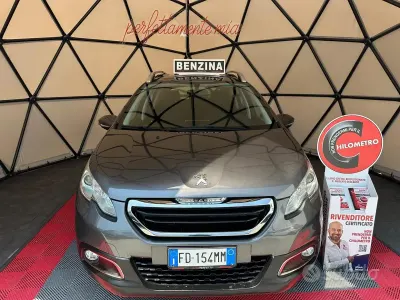 Usata Peugeot 2008 Allure 82 CV (60 kW) 2016 Grigio SUV