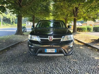 Usata Fiat Freemont 170 CV (125 kW) 2015 Nero SUV