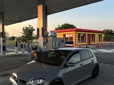 Usata VW Golf VII R 300 CV (220 kW) 2016 Grigio