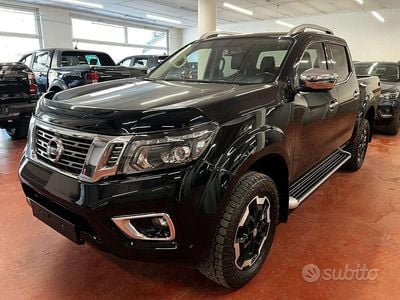 Begagnad Nissan Navara 360º 190 HK (139 kW) 2022 Svart Pickup