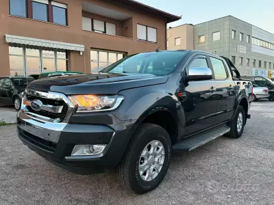 Usata Ford Ranger XLT 160 CV (117 kW) 2018 Grigio Pick-up