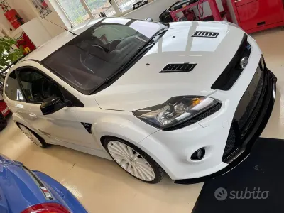 Käytetty Ford Focus RS 305 HP (224 kW) 2009 Valkoinen Sedan