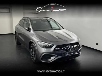 Usata Mercedes GLA200 AMG Line Premium Plus 150 CV (110 kW) 2023 Grigio montagna SUV