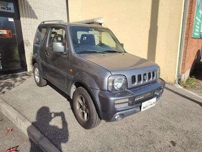 Argento metallizzato Usata 2008 Suzuki Jimny SUV | 8990 € (Buon prezzo)