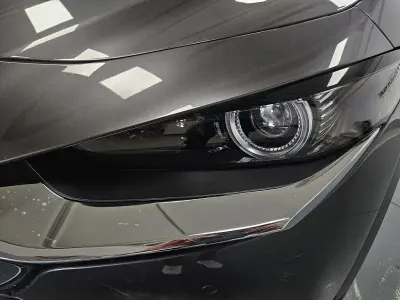 Usata Mazda CX-30 150 CV (110 kW) 2023 Machine gray m SUV