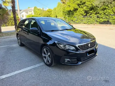 Usata Peugeot 308 Allure 131 CV (96 kW) 2019 Nero Station wagon