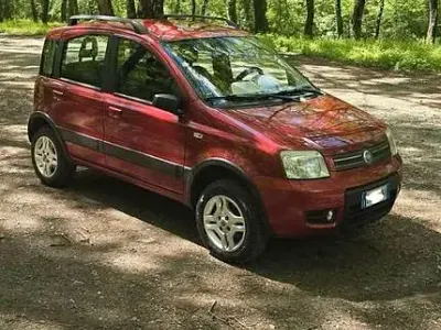 Usado Fiat Panda 4x4 2006 Rojo Utilitario