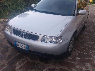 Usata Audi A3 90 CV (66 kW) 2001 Grigio Utilitaria