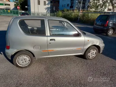 Usata Fiat 600 54 CV (39 kW) 2002 Grigio Monovolume