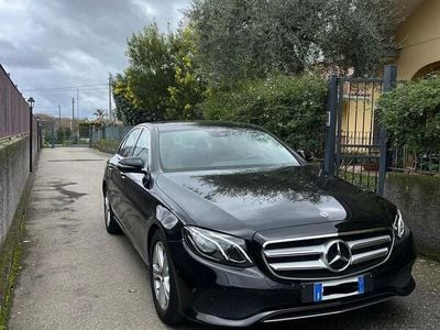 Mercedes E200
