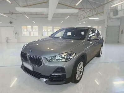 Usata BMW X2 220 CV (161 kW) 2023 Grigio SUV