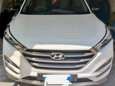 Usata Hyundai Tucson Comfort 141 CV (103 kW) 2017 Bianco SUV
