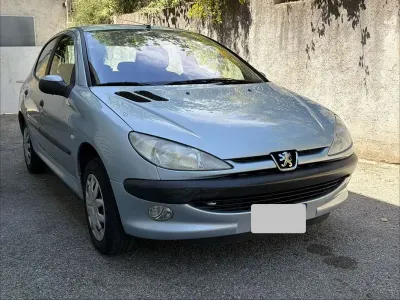Usata Peugeot 206 69 CV (50 kW) 2002 Berlina