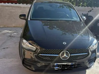 Usata Mercedes B180 Premium 116 CV (85 kW) 2024 Nero Utilitaria