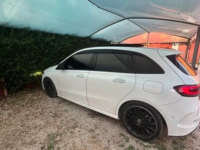 Usata Mercedes B200 2022 Monovolume