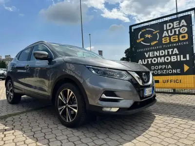 Usado Nissan Qashqai Tekna 116 CV (85 kW) 2020 Gris SUV