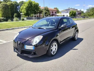 Usata Alfa Romeo MiTo Distinctive 79 CV (58 kW) 2012 Nero Utilitaria