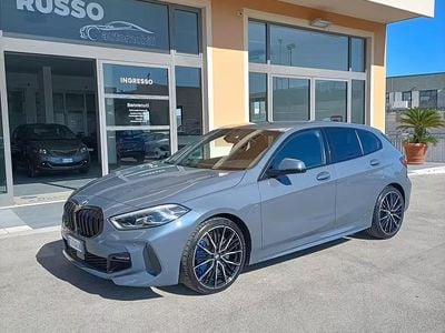 Usata BMW 118 M Sport 149 CV (109 kW) 2019 Grigio Utilitaria